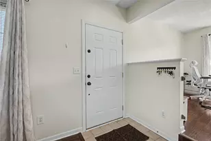 9267 Captiva Bay Dr, Miamisburg, OH 45342 - Photo 6
