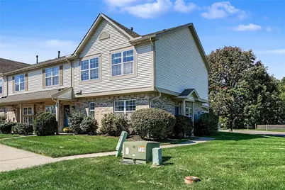 9267 Captiva Bay Drive, Miamisburg, OH 45342 - Photo 2