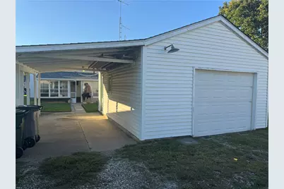 421 S Counts Street, Troy, OH 45373 - Photo 2