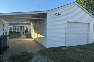 421 S Counts St, Troy, OH 45373 - Photo 2