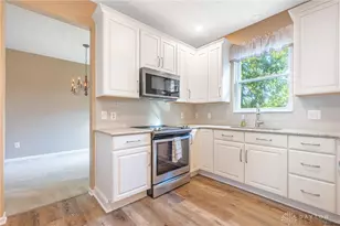 10640 Summer Park Way, Dayton, OH 45458 - Photo 14