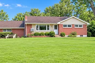 8352 Crestway Rd, Clayton, OH 45315 - Photo 2