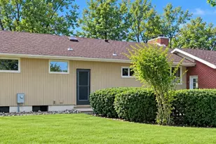 8352 Crestway Rd, Clayton, OH 45315 - Photo 4