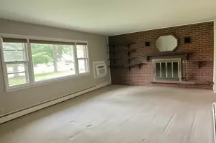 8352 Crestway Rd, Clayton, OH 45315 - Photo 6