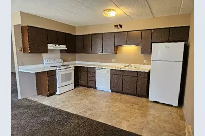 315 Hillview Court, Trotwood, OH 45426 - Photo 4