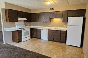 315 Hillview Ct, Trotwood, OH 45426 - Photo 4