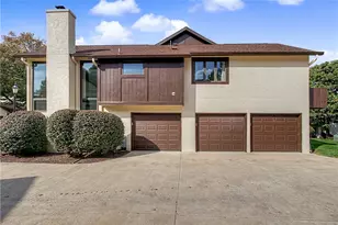 1221 Chevington Ct, Centerville, OH 45459 - Photo 4