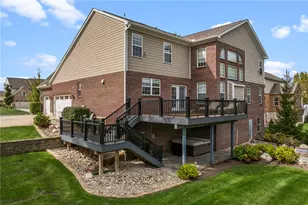11016 Cobble Brook Dr, Centerville, OH 45458 - Photo 2