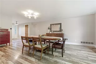 7685 Duffield Cir, Centerville, OH 45459 - Photo 12