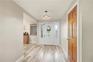 7685 Duffield Cir, Centerville, OH 45459 - Photo 8