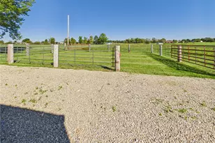8320 Kniseley Rd, Greenville, OH 45331 - Photo 32
