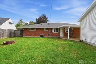 5641 Shady Oak St, Huber Heights, OH 45424 - Photo 32