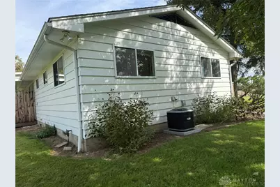 1571 Clayton Road, Brookville, OH 45309 - Photo 10
