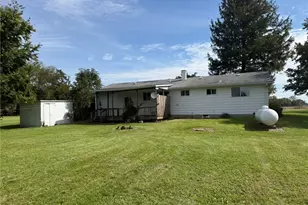 1571 Clayton Rd, Brookville, OH 45309 - Photo 8