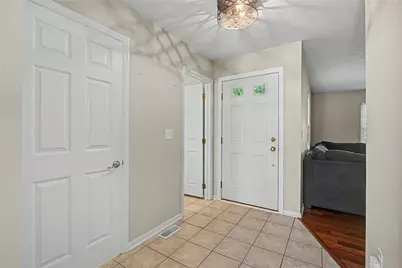 7789 Thomas Jefferson Lane, Centerville, OH 45459 - Photo 6