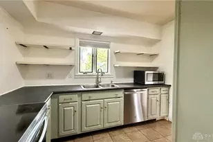 1032 Hampshire Rd, Dayton, OH 45419 - Photo 10