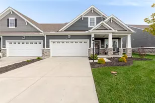 1621 Glade Valley Dr, Washington Twp, OH 45458 - Photo 2