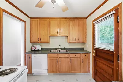 260 W 2nd Street, Springfield, OH 45504 - Photo 24