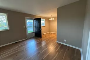 2421 Acorn Dr, Kettering, OH 45419 - Photo 2