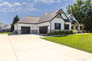 1568 Creekwood Dr, Troy, OH 45373 - Photo 58