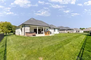 1568 Creekwood Dr, Troy, OH 45373 - Photo 54
