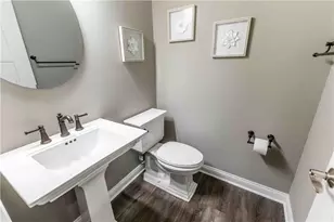 498 Carleton Dr, Sugarcreek Twp, OH 45440 - Photo 8