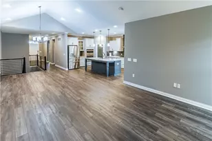 498 Carleton Dr, Sugarcreek Twp, OH 45440 - Photo 10