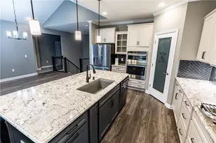 498 Carleton Dr, Sugarcreek Twp, OH 45440 - Photo 14
