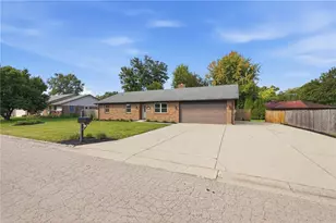 3080 Magnolia Dr, Troy, OH 45373 - Photo 2