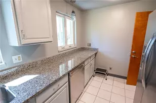 1030 Wenbrook Dr, Kettering, OH 45429 - Photo 14