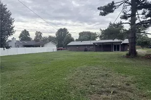 2878 Gateway Dr, Fairfield Township, OH 45011 - Photo 20