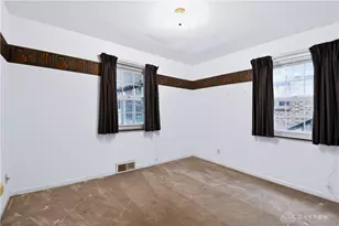 212 Dell Park Ave, Oakwood, OH 45419 - Photo 12
