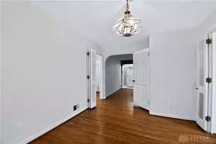 212 Dell Park Ave, Oakwood, OH 45419 - Photo 8