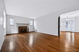 212 Dell Park Ave, Oakwood, OH 45419 - Photo 4