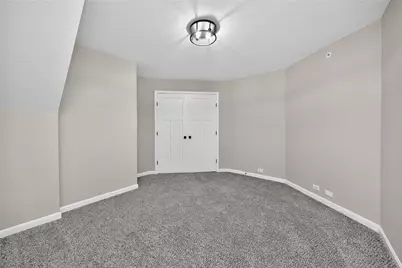 405 Bethpage Way, Turtlecreek Twp, OH 45036 - Photo 10