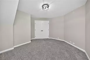 405 Bethpage Way, Turtlecreek Twp, OH 45036 - Photo 10