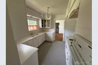 381 Enfield Road, Dayton, OH 45459 - Photo 8