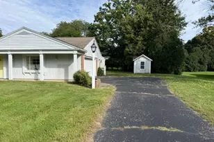 381 Enfield Rd, Dayton, OH 45459 - Photo 2