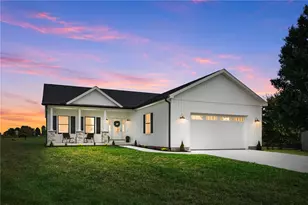 199 Knolls Dr, Wilmington, OH 45177 - Photo 1
