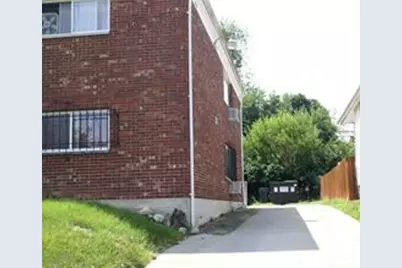 911 N Gettysburg Avenue, Dayton, OH 45417 - Photo 2