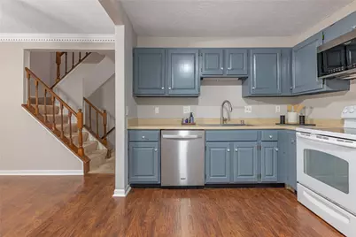 6355 Corbly Road #13, Cincinnati, OH 45230 - Photo 8