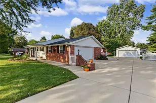 1136 Neeld Dr, Xenia Twp, OH 45385 - Photo 4