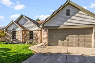 6854 Sun Ridge Dr, Waynesville, OH 45068 - Photo 4
