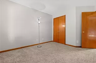 6854 Sun Ridge Dr, Waynesville, OH 45068 - Photo 18