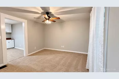 3206 E 5th Street, Dayton, OH 45403 - Photo 2