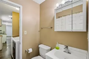 7106 Chatlake Dr, Huber Heights, OH 45424 - Photo 18