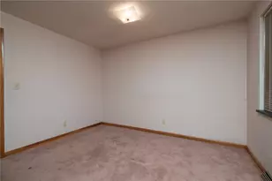 1204 Chateau Dr, Kettering, OH 45429 - Photo 12