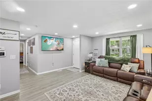 4916 Arrowview Dr, Huber Heights, OH 45424 - Photo 4