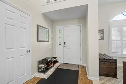 6547 Atterbury Court, Centerville, OH 45459 - Photo 8