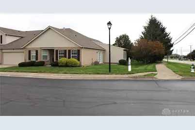 4000 Twin Lakes Circle, Englewood, OH 45315 - Photo 4